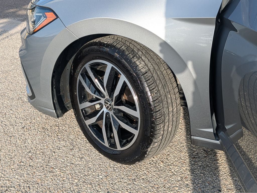 2025 Volkswagen Jetta 1.5T SE
