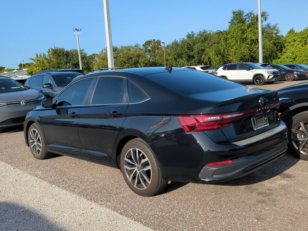 2025 Volkswagen Jetta 1.5T SE