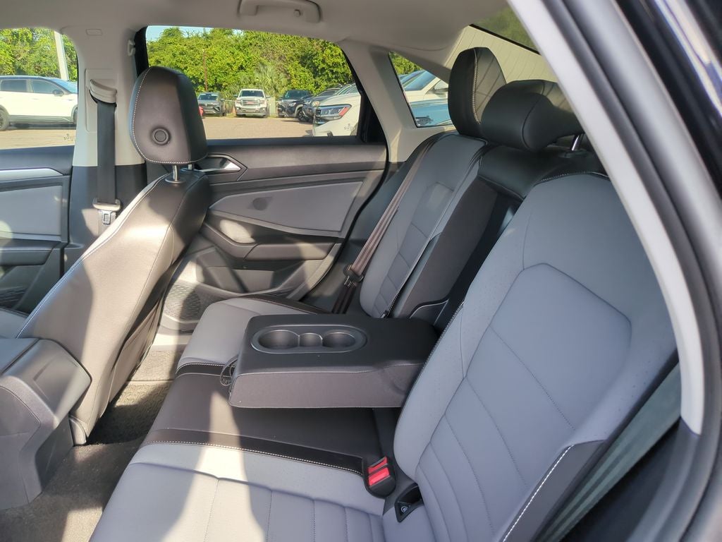 2025 Volkswagen Jetta 1.5T SE
