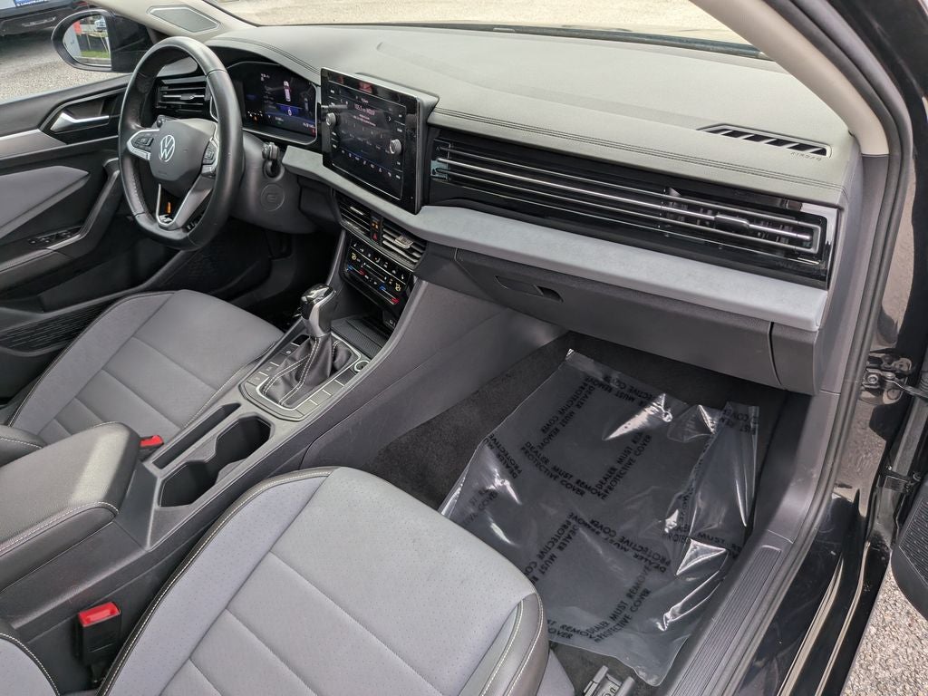 2025 Volkswagen Jetta 1.5T SE