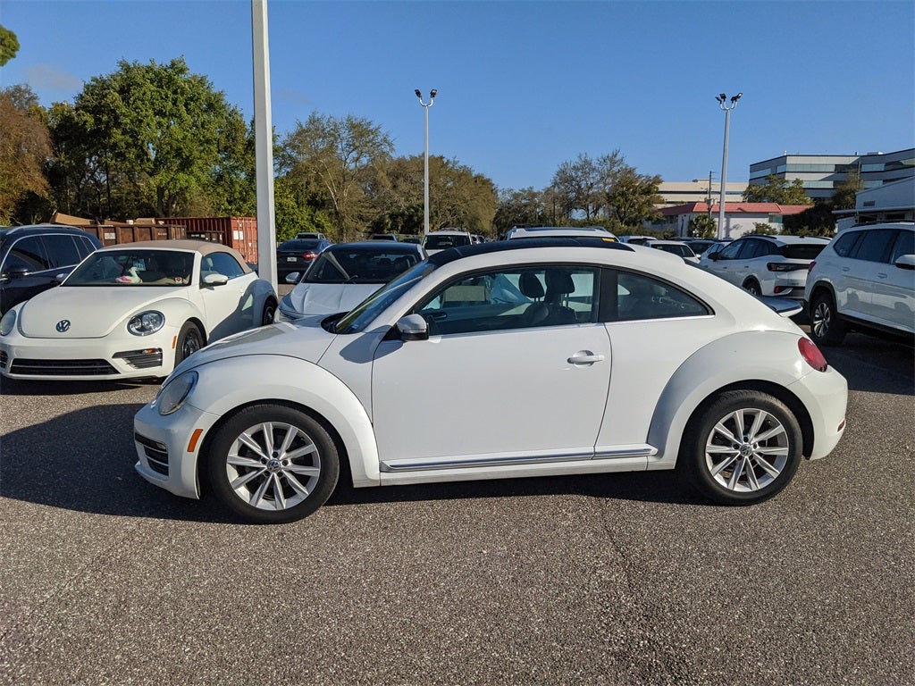 2019 Volkswagen Beetle 2.0T SE