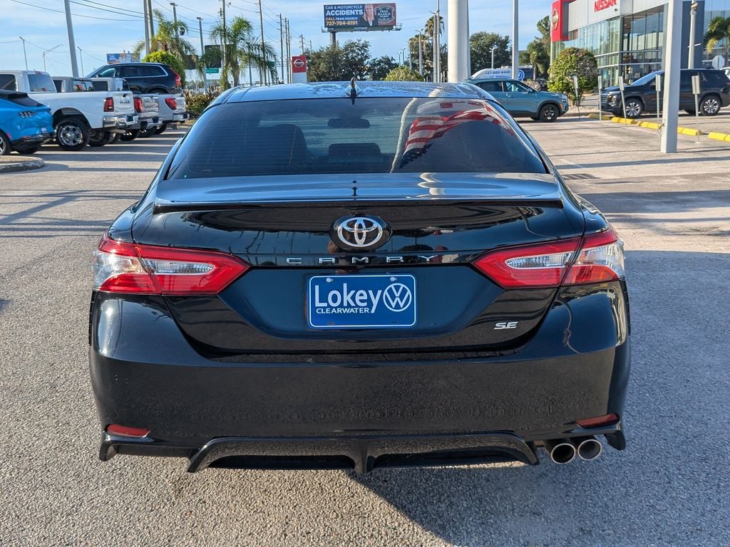 2020 Toyota Camry SE