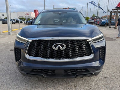 2023 INFINITI QX60 LUXE