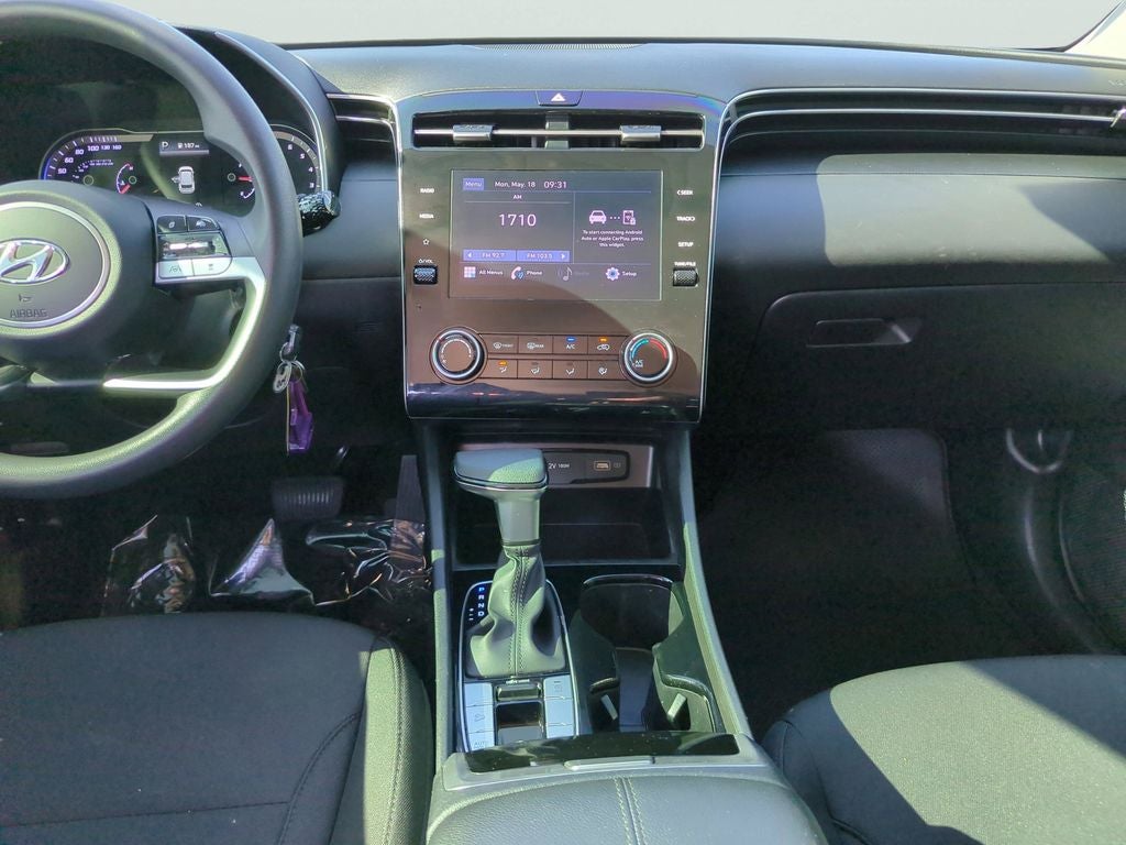 2023 Hyundai Tucson SE