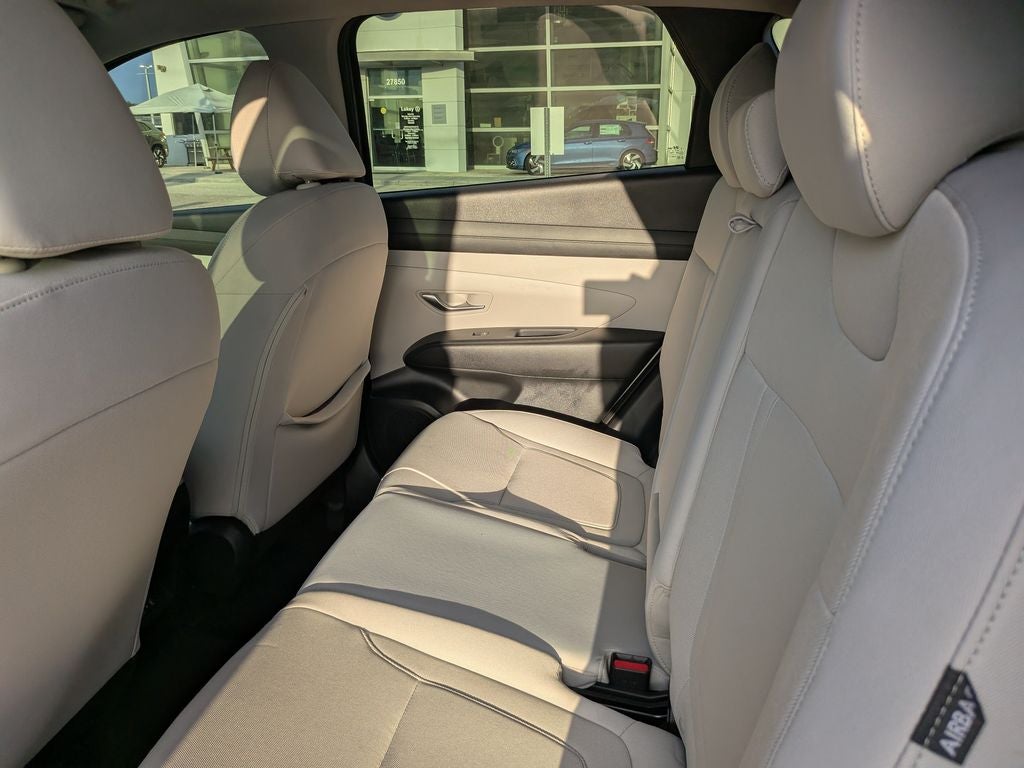 2025 Hyundai Tucson SE