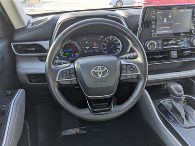 2021 Toyota Highlander Hybrid XLE