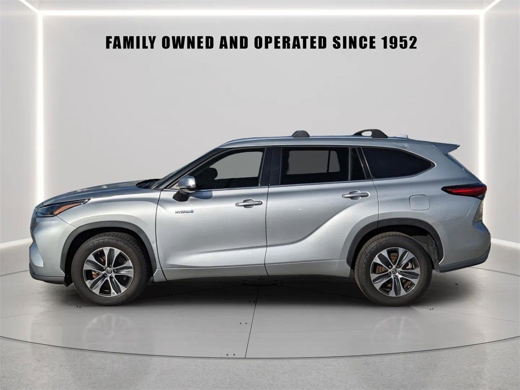 2021 Toyota Highlander Hybrid XLE