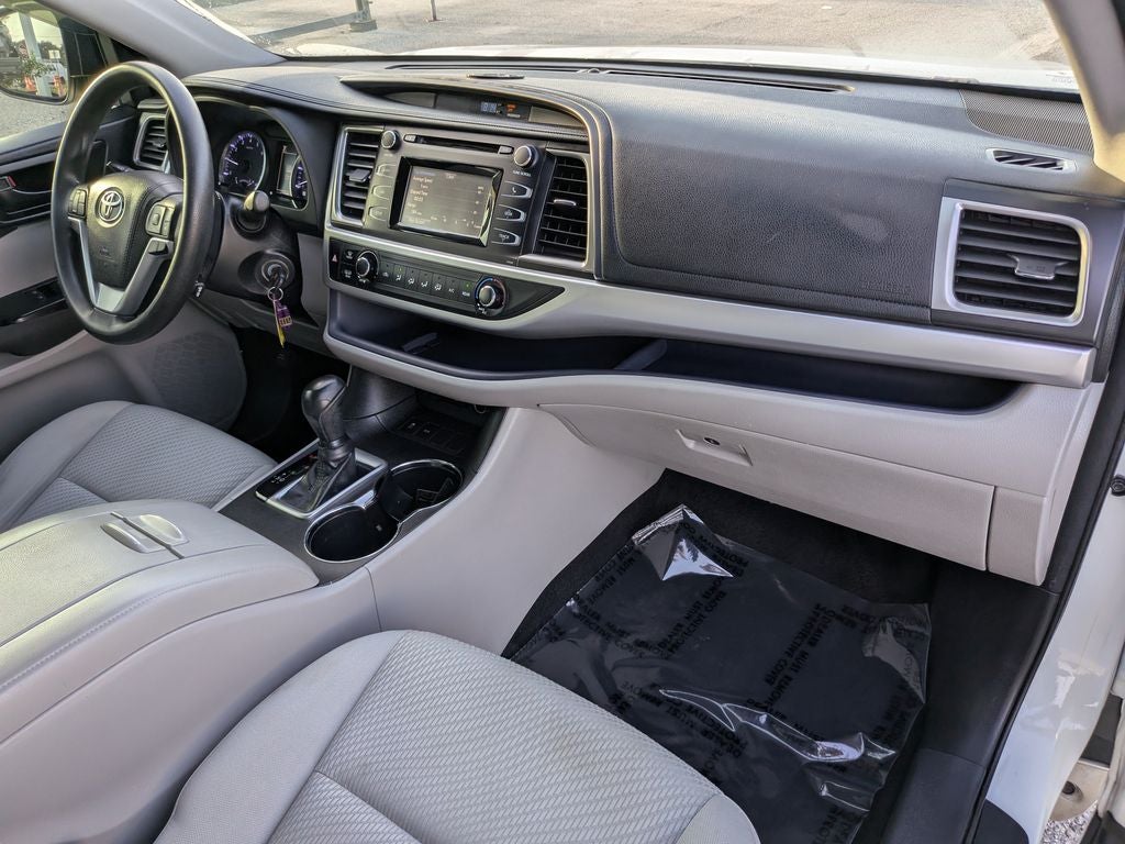 2018 Toyota Highlander LE