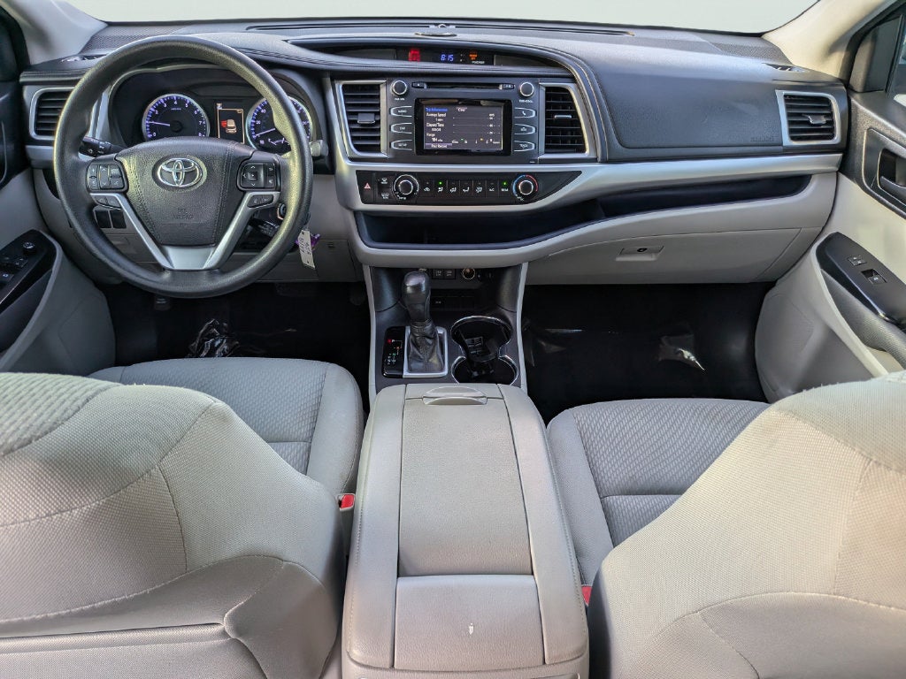 2018 Toyota Highlander LE