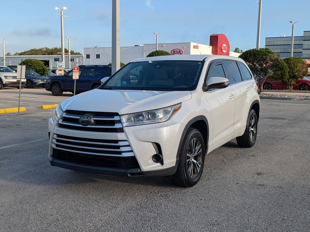 2018 Toyota Highlander LE