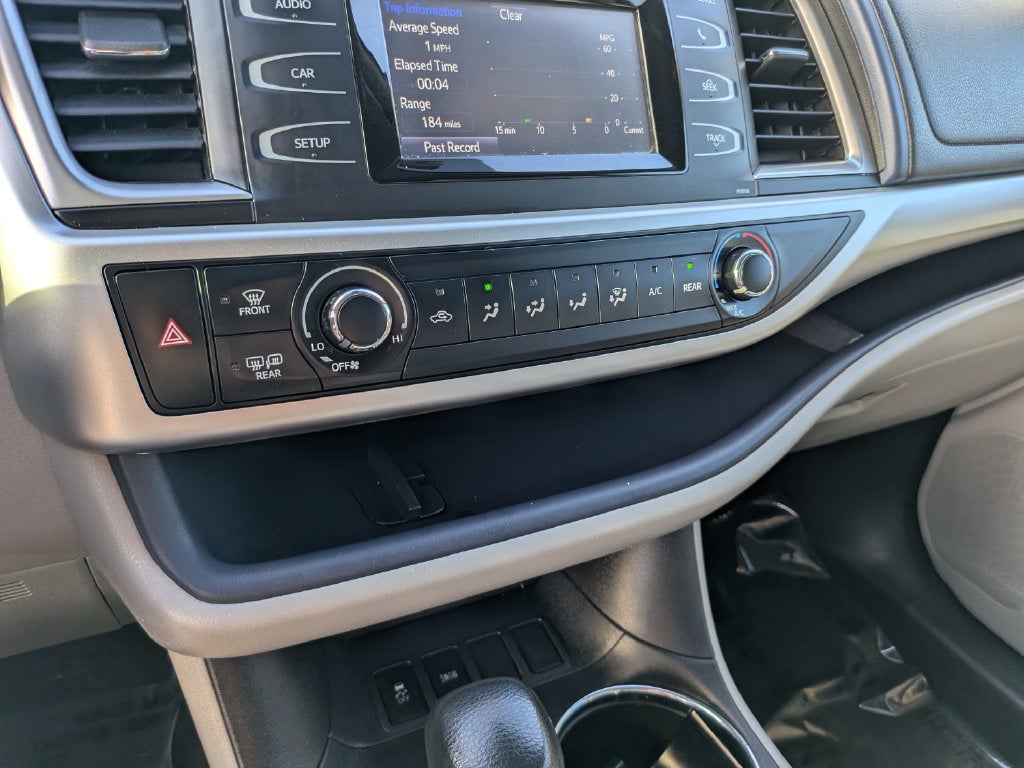 2018 Toyota Highlander LE