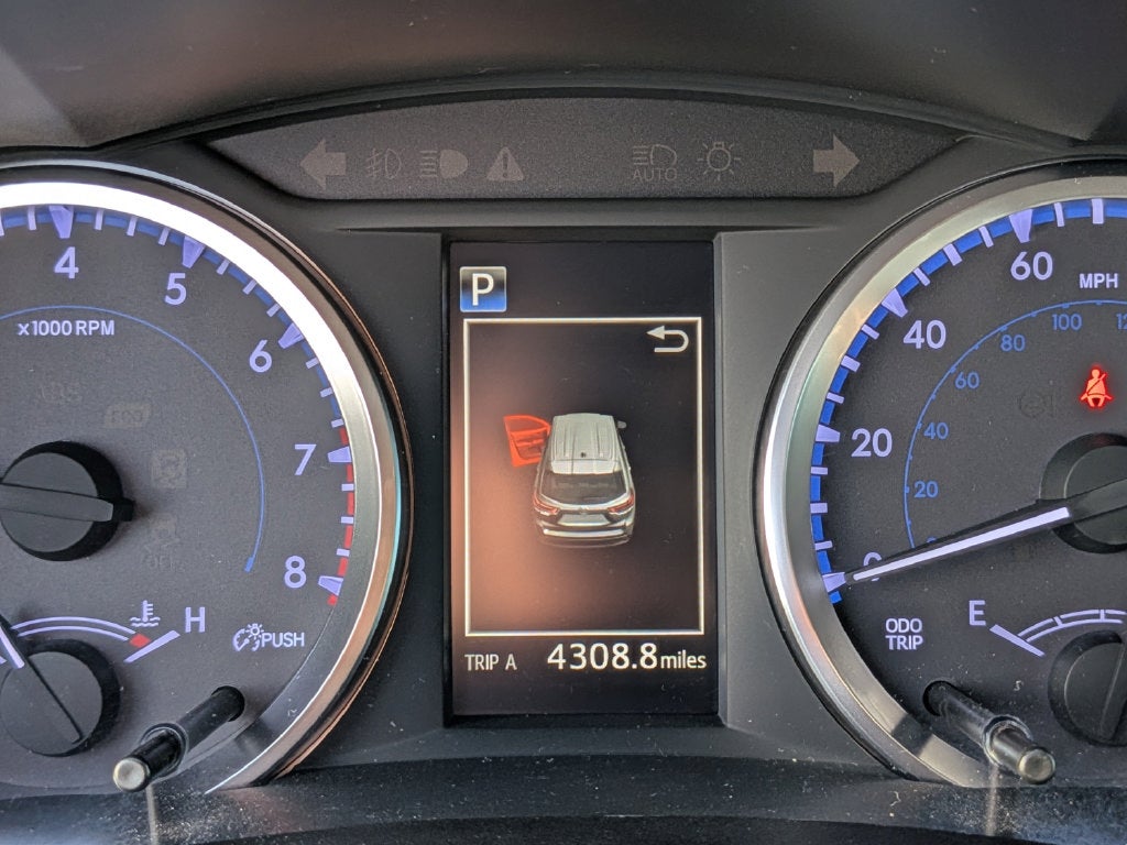 2018 Toyota Highlander LE