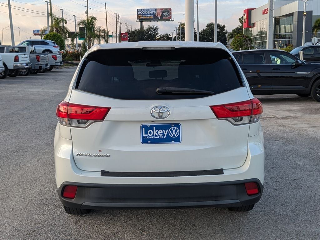 2018 Toyota Highlander LE
