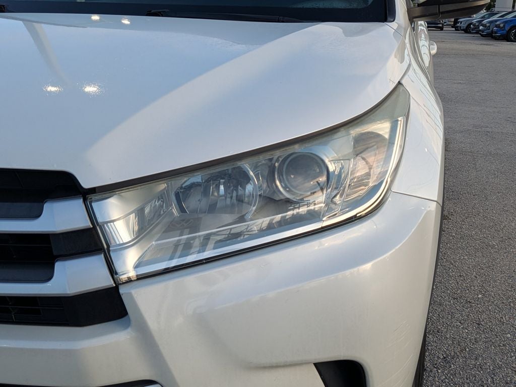 2018 Toyota Highlander LE