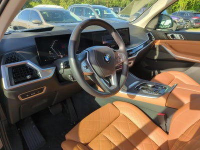 2024 BMW X7 xDrive40i
