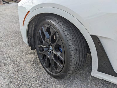 2024 BMW X7 M60i