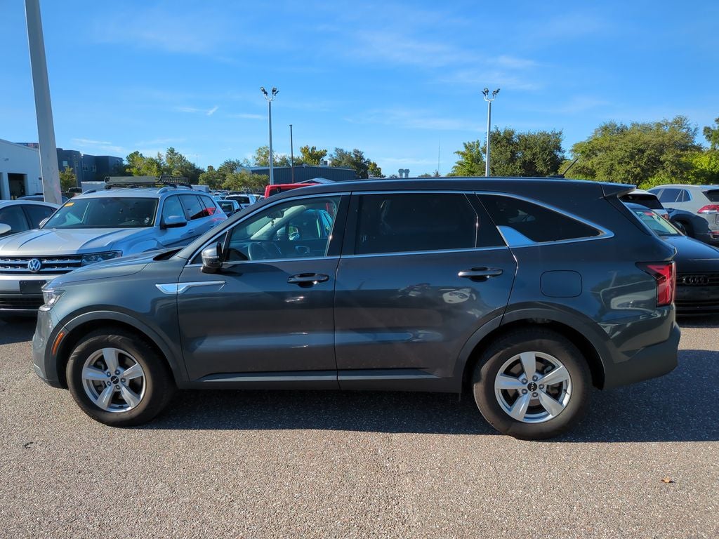 2023 Kia Sorento LX