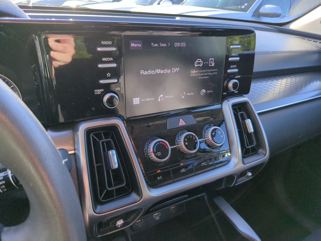 2023 Kia Sorento LX