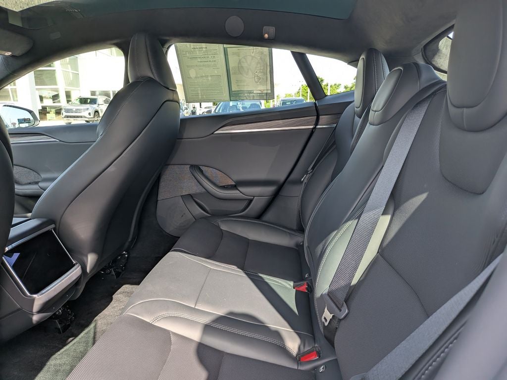 2022 Tesla Model S Base