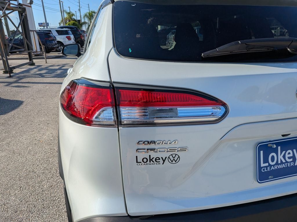2025 Toyota Corolla Cross LE