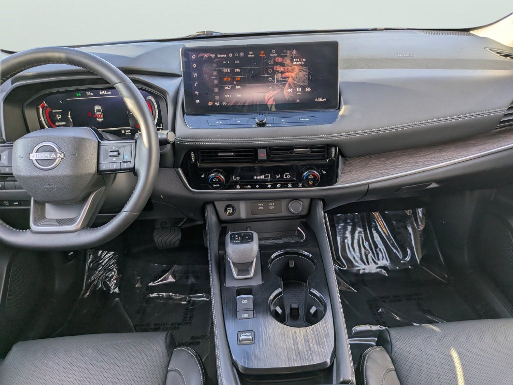 2025 Nissan Rogue Platinum