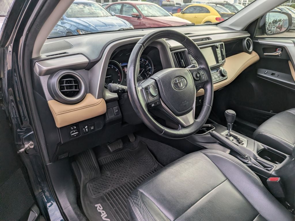2017 Toyota RAV4 XLE