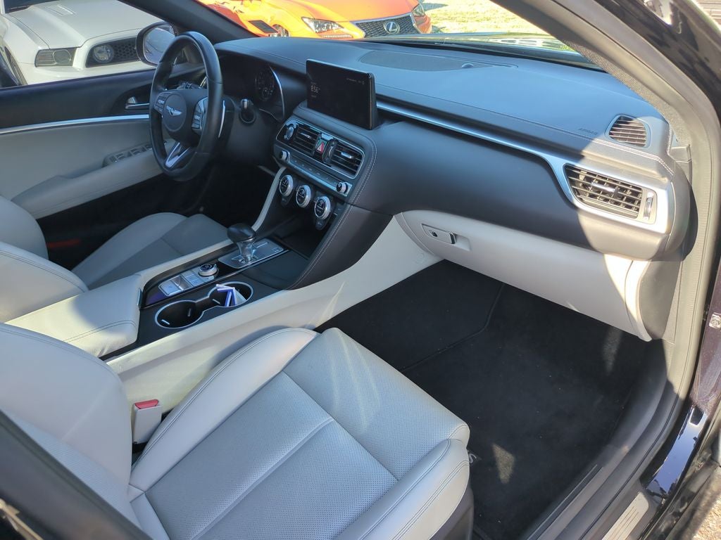 2023 Genesis G70 2.0T