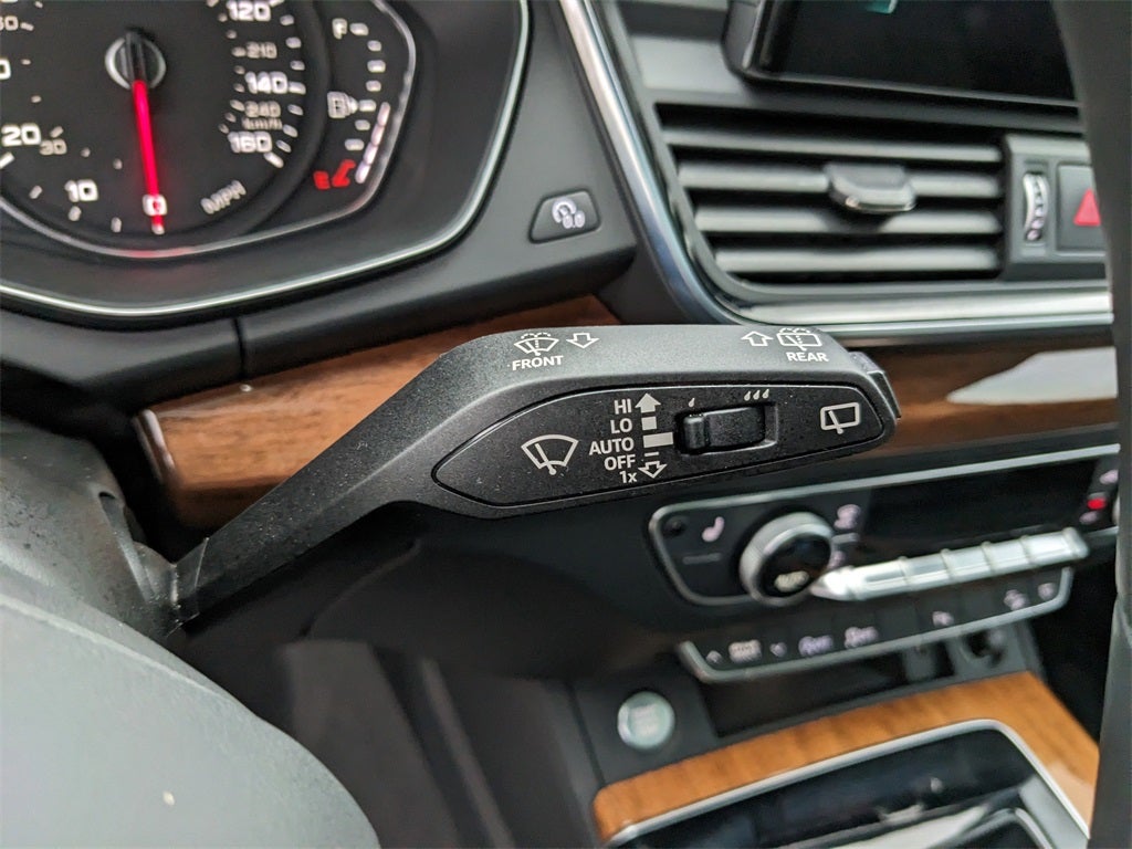 2023 Audi Q5 40 Premium quattro