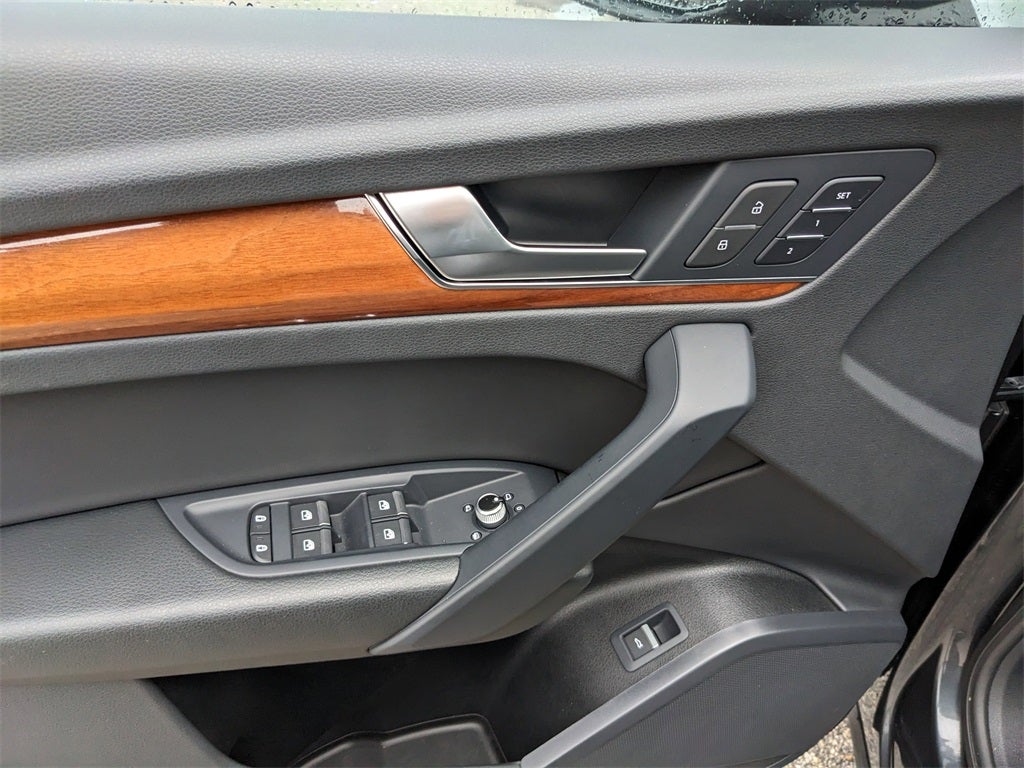 2023 Audi Q5 40 Premium quattro