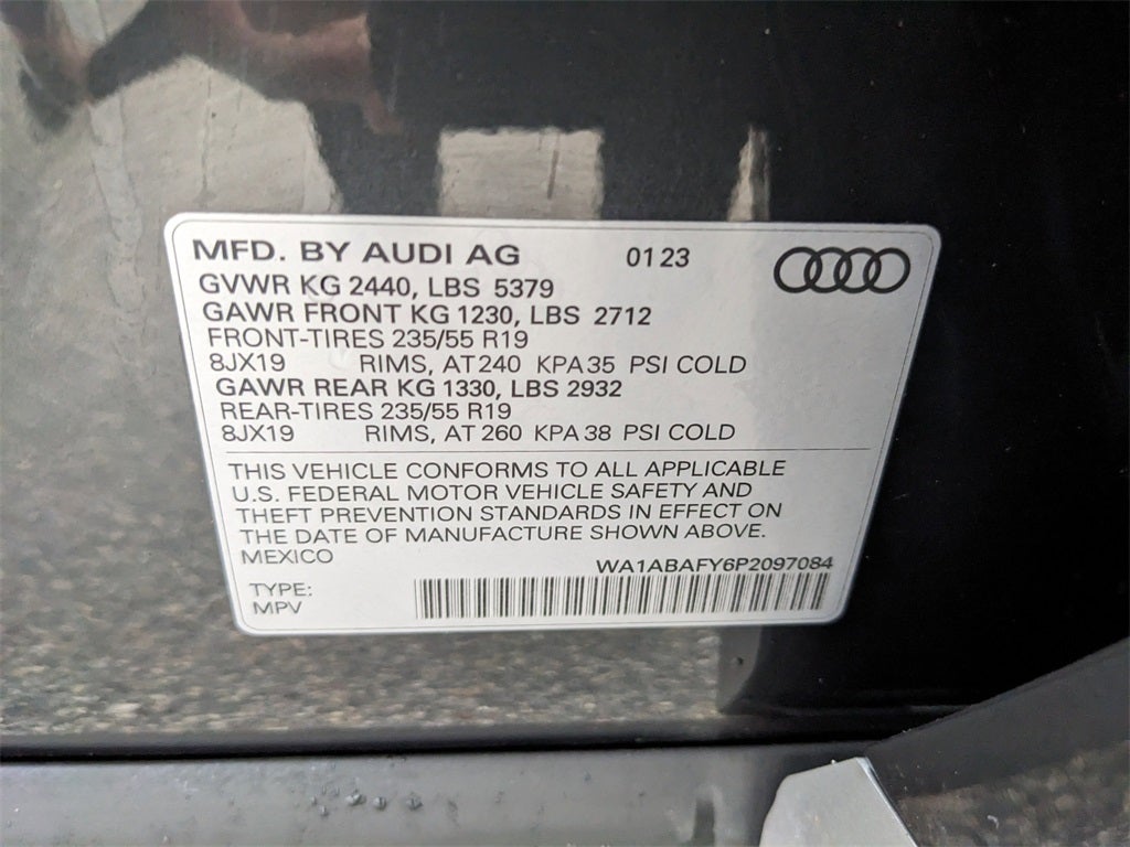 2023 Audi Q5 40 Premium quattro