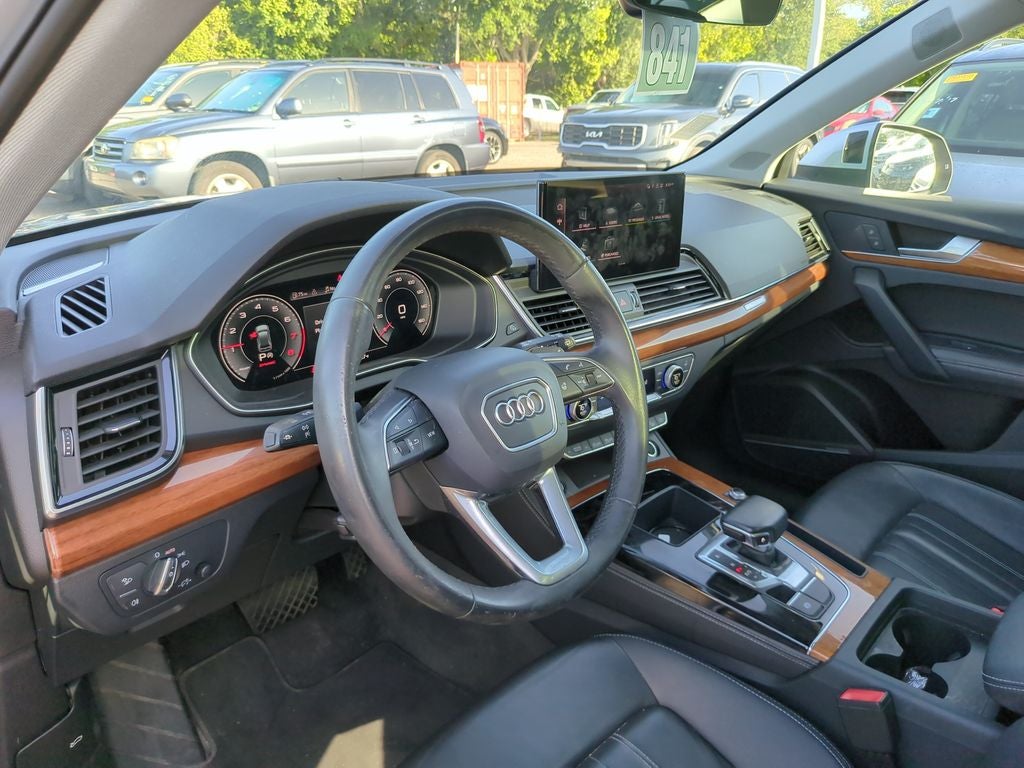 2023 Audi Q5 45 S line Premium quattro