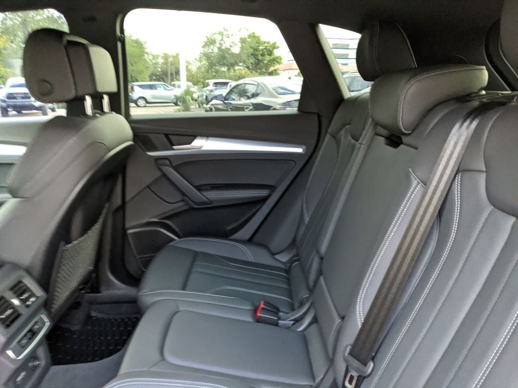 2024 Audi Q5 45 S line Premium quattro