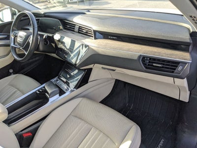 2022 Audi e-tron Premium Plus quattro