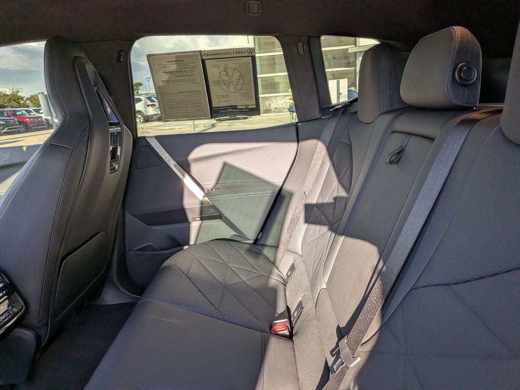 2024 BMW iX xDrive50