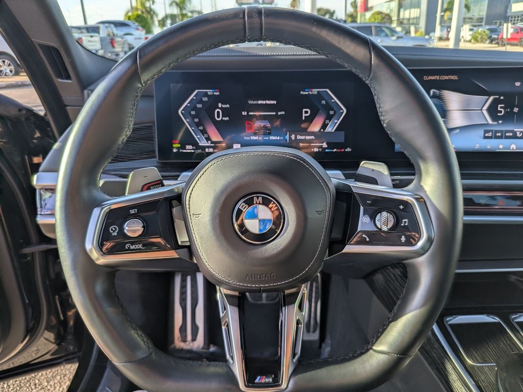 2023 BMW 7 Series 740i