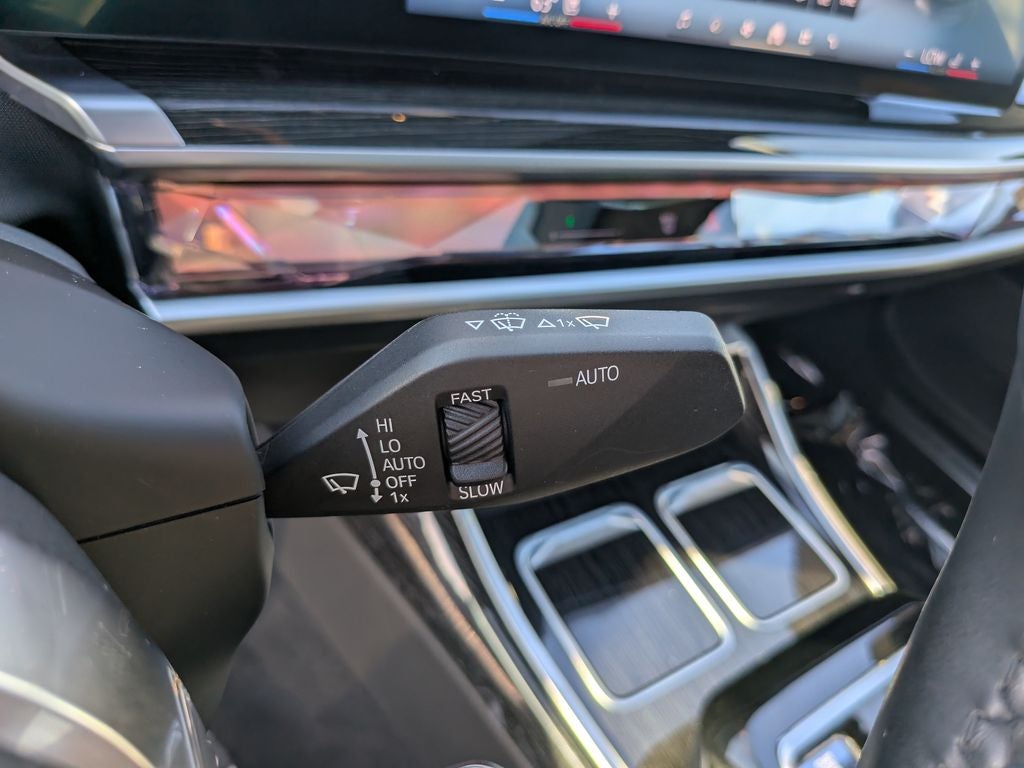 2023 BMW 7 Series 740i