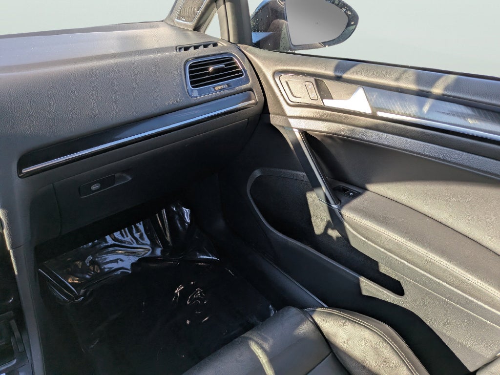 2016 Volkswagen Golf R DCC & Navigation 4Motion 4Motion