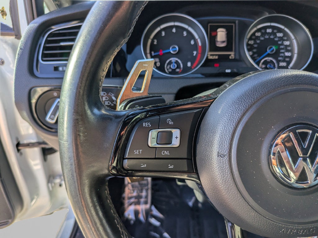 2016 Volkswagen Golf R DCC & Navigation 4Motion 4Motion