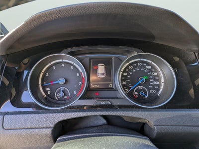 2016 Volkswagen Golf R DCC & Navigation 4Motion 4Motion