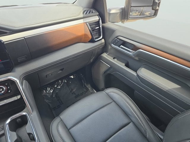 2025 GMC Sierra 3500HD Denali