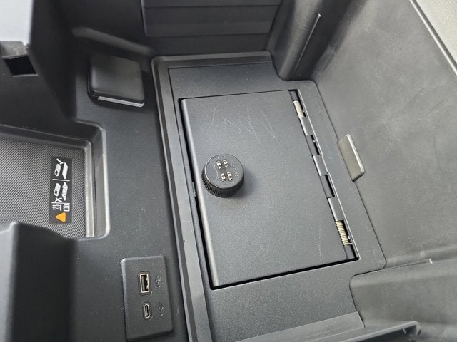 2025 GMC Sierra 3500HD Denali
