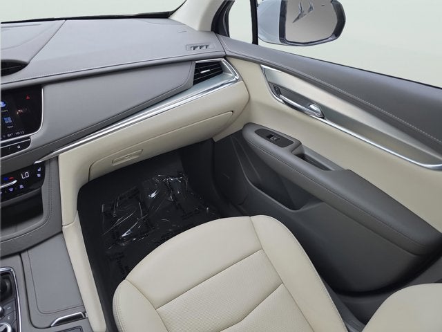 2022 Cadillac XT5 FWD Premium Luxury