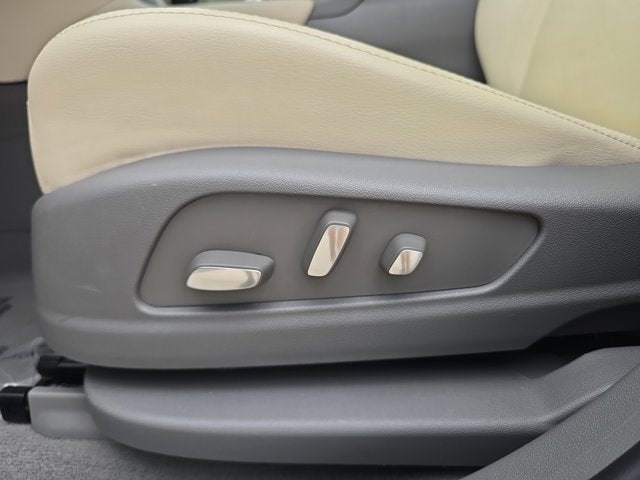 2022 Cadillac XT5 FWD Premium Luxury