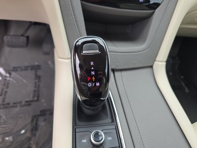2022 Cadillac XT5 FWD Premium Luxury