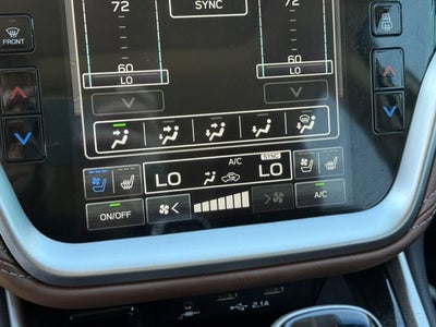 2022 Subaru Outback Touring