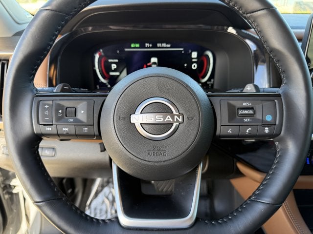 2025 Nissan Pathfinder Platinum