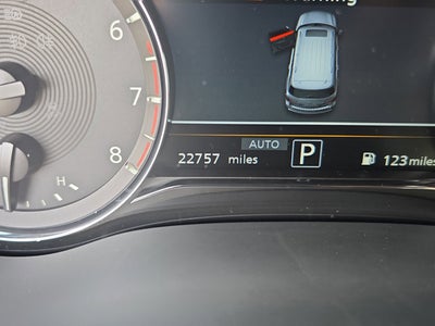 2024 INFINITI QX80 SENSORY
