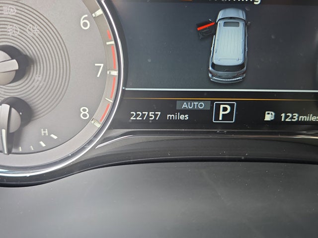 2024 INFINITI QX80 SENSORY