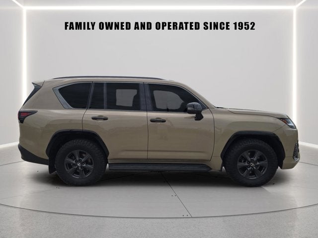 2025 Lexus LX LX 700h Overtrail