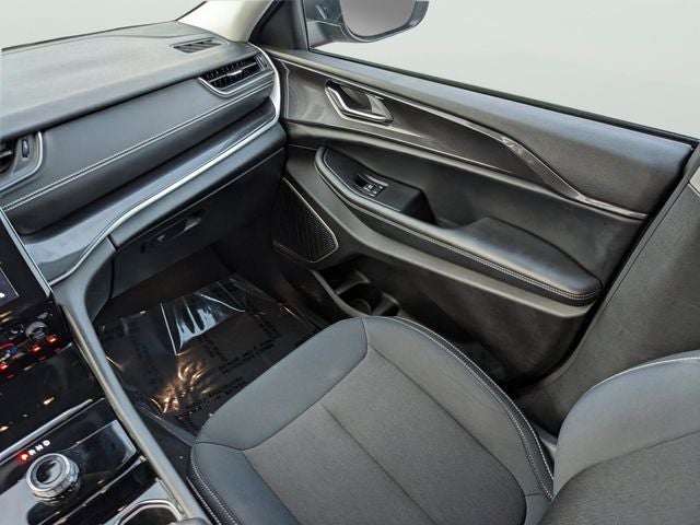 2021 Jeep Grand Cherokee L Laredo